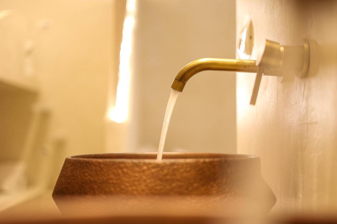 Relax Hotel Ksamil Ngoại thất bức ảnh