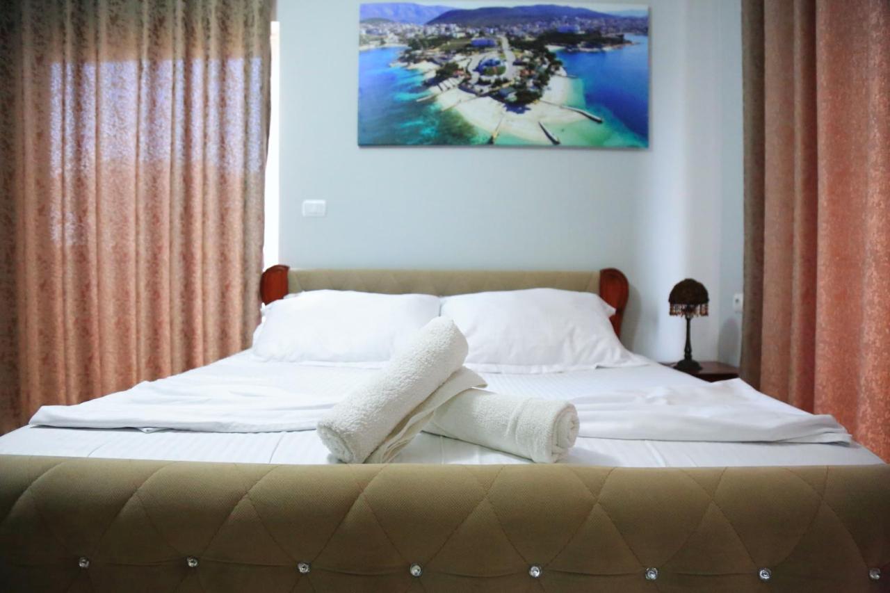 Relax Hotel Ksamil Ngoại thất bức ảnh